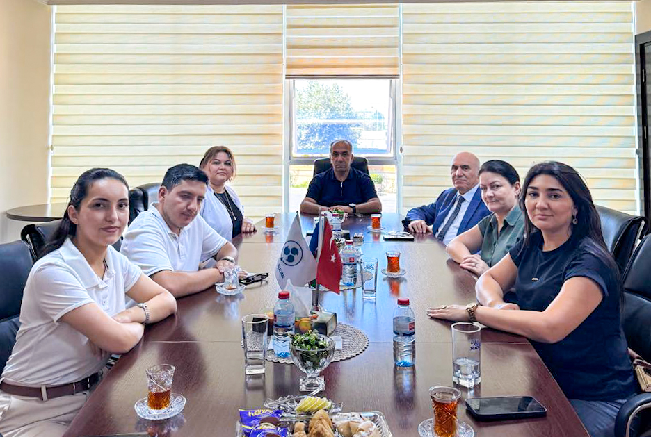 AZSTAND əməkdaşları “Mineral Sular” MMC-də istehsalat prosesi və standartların tətbiqi ilə tanış olublar